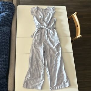 Medium V Neck Linen Lavender Jumpsuit with keyhole back